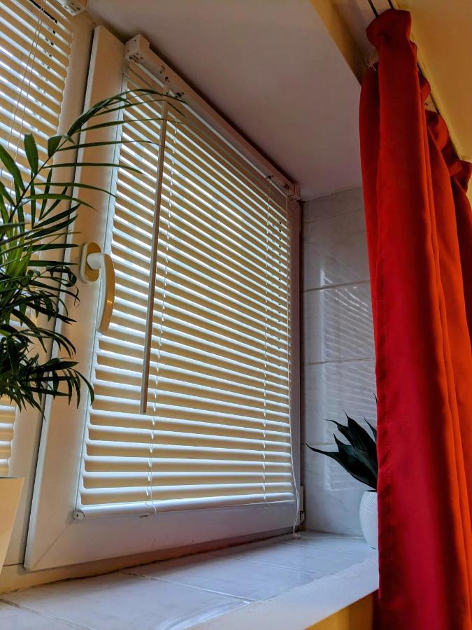 Cosy One Bedroom Flat With Free Parking & Wifi Cluj-Napoca Exterior foto
